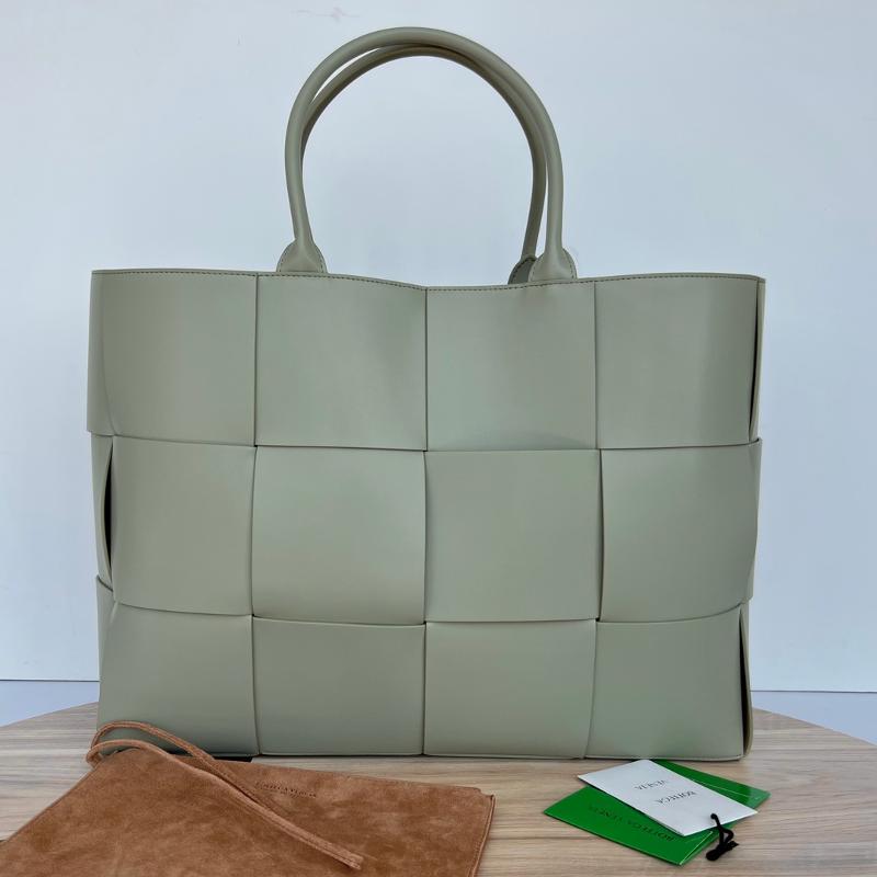 Bottega Veneta Handbags 680165 Plain grain cave stone green brown
